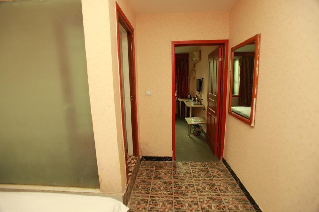 Zhengfu Caotang Decent Inn Chengdu Exterior photo
