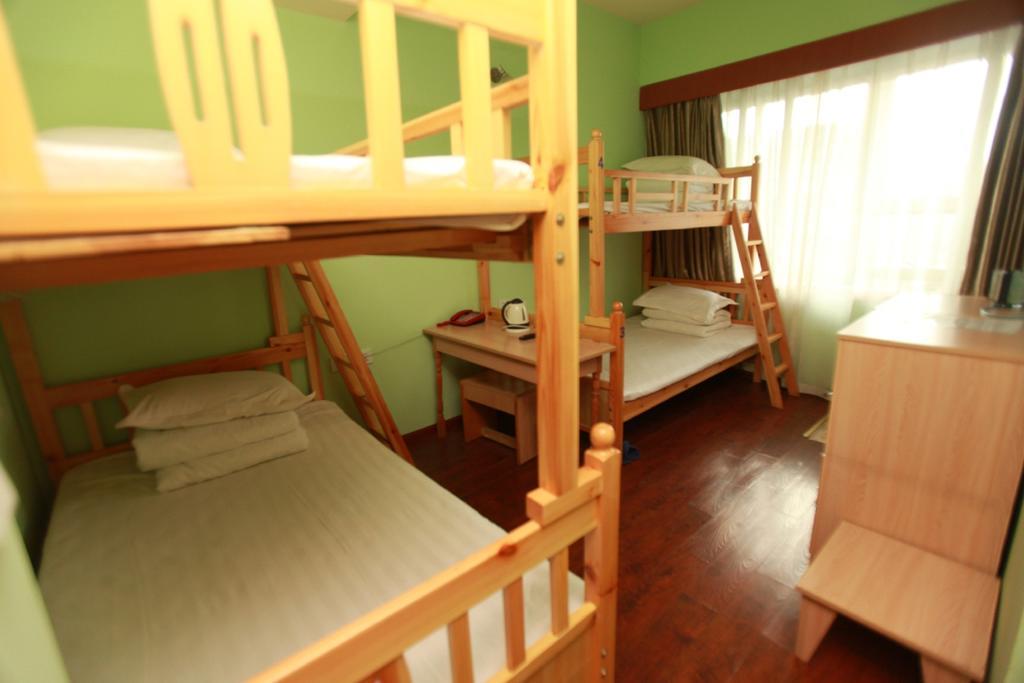 Zhengfu Caotang Decent Inn Chengdu Room photo